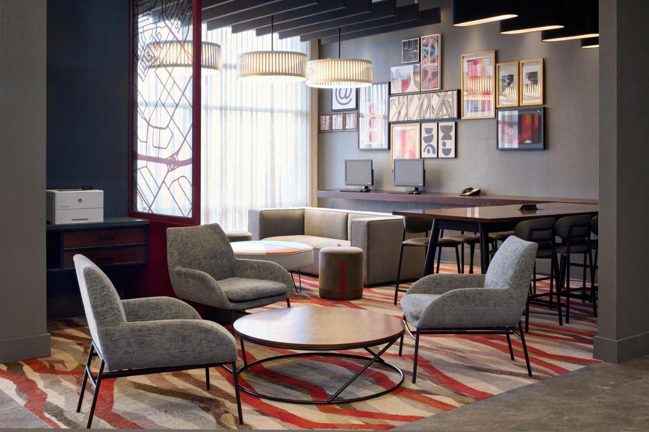 Residence Inn By Marriott Montreal Airport Dorval Esterno foto